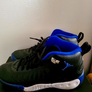 Jordans Big Boys Size 6